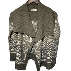 Abercrombie & Fitch Gray and White Sweater Size XS